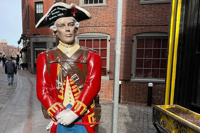 2 Hour Historic Pub Crawl in Boston - Boston’s tavern story begins at Faneuil Hall