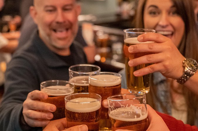 2 Hour Historic Pub Crawl in Boston - Ending at Bell in Hand