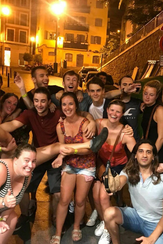 Alicante: Guided Pub Crawl with Shots and Beer - Who will get the most from this pub crawl?