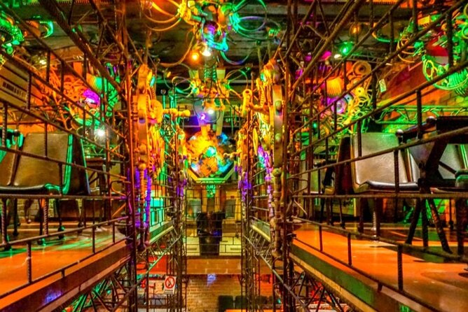 Alternative bar tour with dinner in the art district - A short tram ride to a darts bar