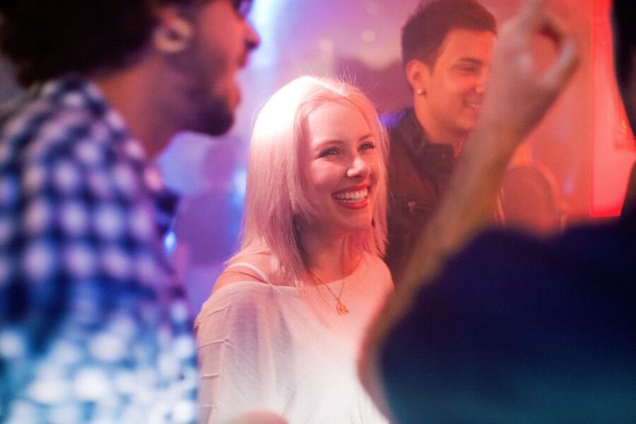 Amsterdam: City Center Bar Crawl and Nightlife Experience - Free drinks, small fees, and real value