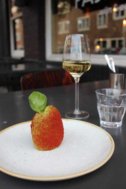 Amsterdam: High Wine at wine bar Paskamer, 3-rounds - Price and what you receive for $43