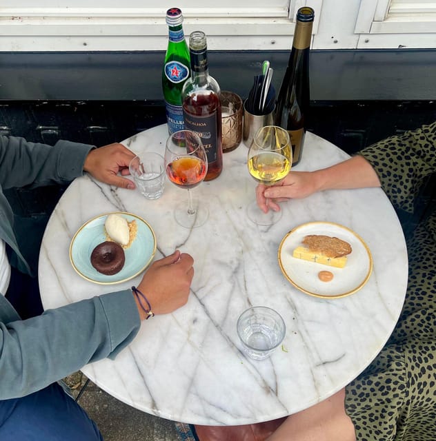 Amsterdam: High Wine at wine bar Paskamer, 3-rounds - What happens when you arrive at Paskamer