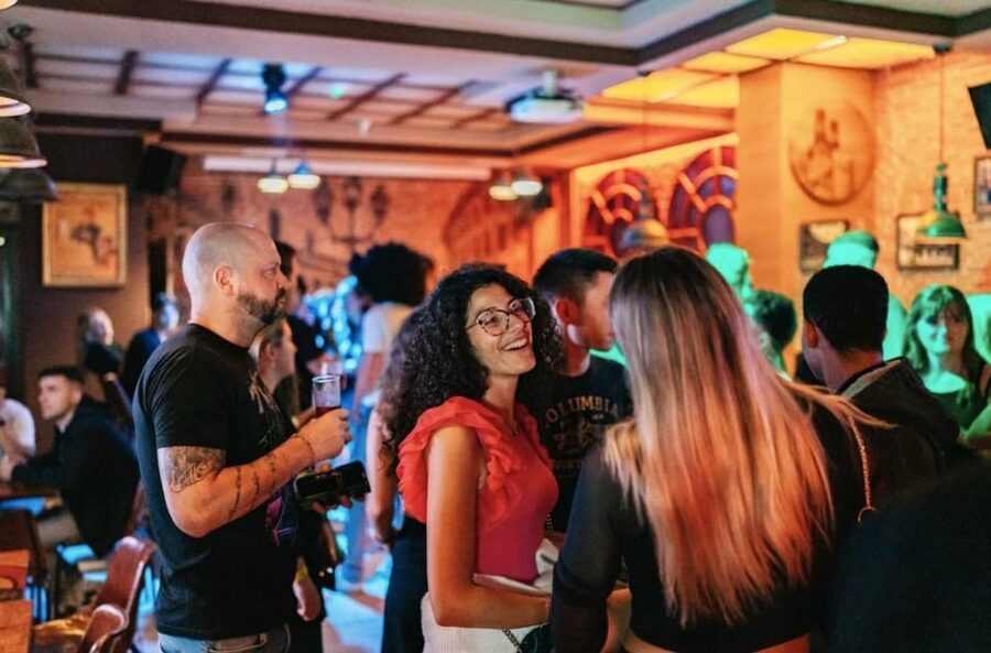 Amsterdam: Ludwig's Red Light Pub Crawl with VIP Club Entry - Starting in Amsterdam’s Red Light District