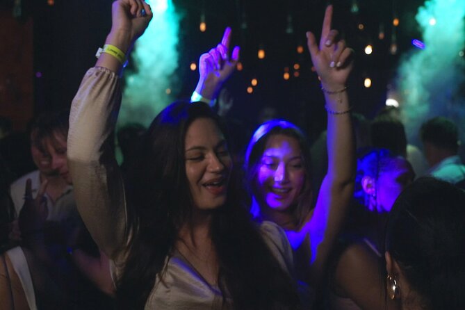Amsterdam Nightlife Ticket & Bottle of Champagne - What this Amsterdam nightlife pass really offers