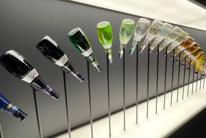 Amsterdam Nightlife Ticket & House of Bols - House of Bols gives the pass a daytime start