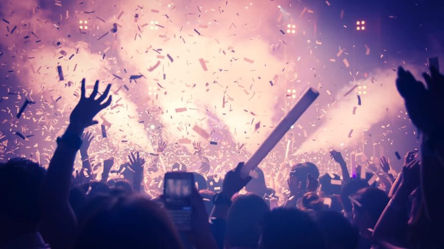 Amsterdam: Nightlife Ticket with Champagne and Cruise - Making a two-day or three-to-seven-day plan