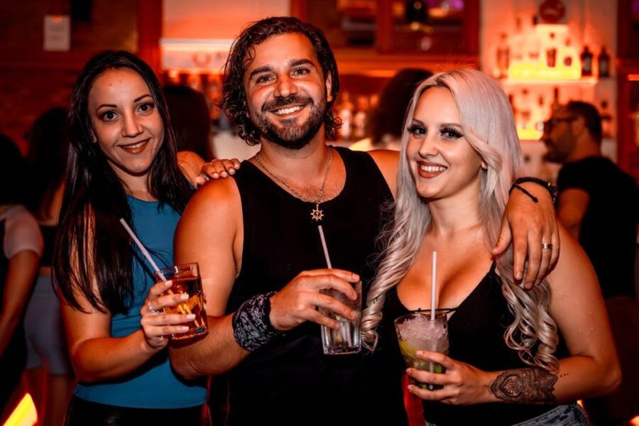 Amsterdam: Original Pub Crawl Party with VIP Entrance - More than three venues, with different moods