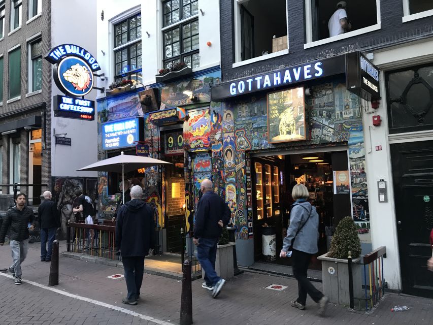 Amsterdam: Red Light District and Local Pub Tour - The old pubs on Warmoesstraat and Zeedijk
