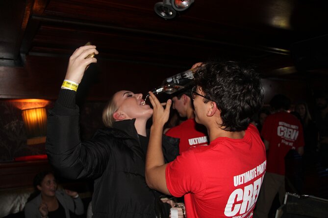 Amsterdam Red Light District Pub Crawl - Why the $24.14 price can be good value