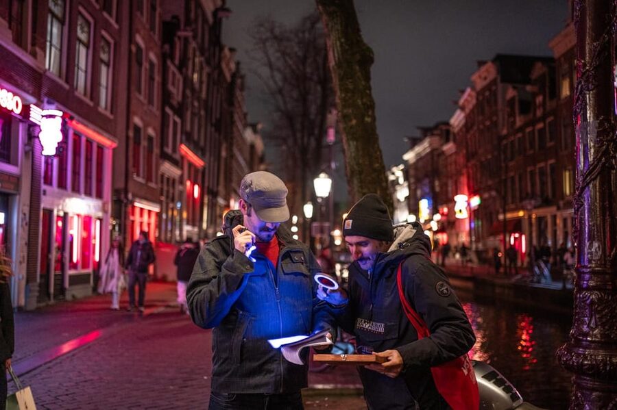 Amsterdam: Self-guided Red Light District Pub Crawl Mystery - Practical advice for a smoother game