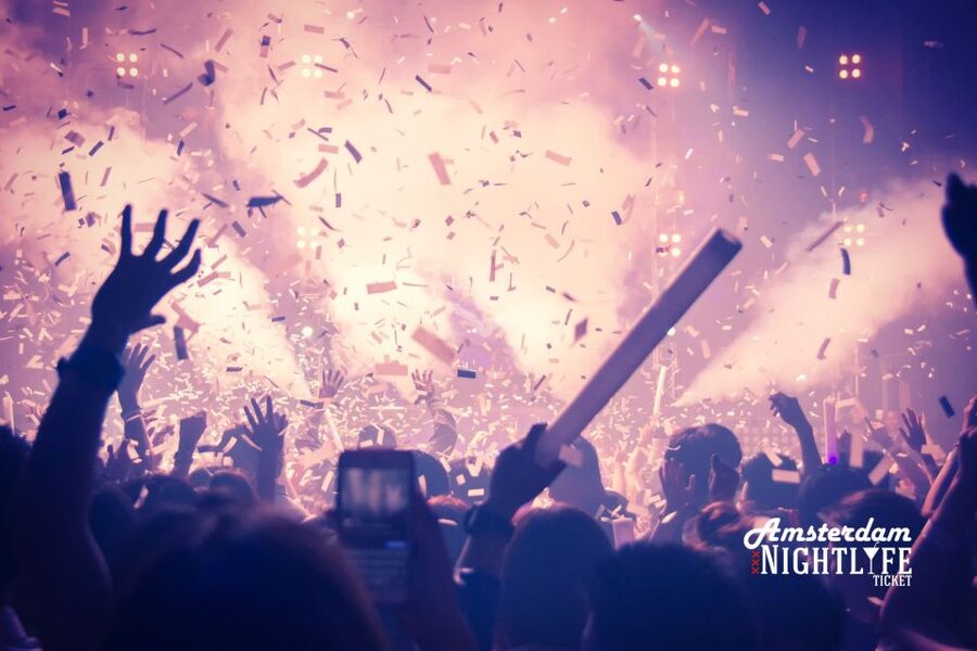 Amsterdam: Tour De BonTon Club Tour and 20+ Nightclubs Entry - Practical rules that affect your night