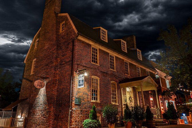 Annapolis Ghost Tours Boos & Booze Haunted Pub Crawl - Rams Head Tavern and the petty spirits