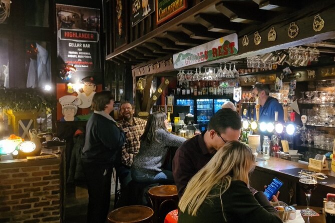 Antwerp Pub Crawl - Thirty minutes at The Highlander