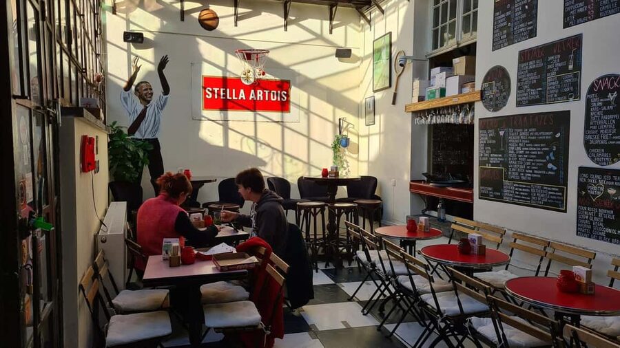 Antwerp: Pub Crawl in the Historical City - Price, drinks, and what the $106 means