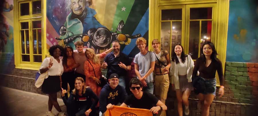 Arequipa: Pub Crawl with Skip-The-Line Access and Drinks - Starting beside Arequipa Cathedral at 9 PM