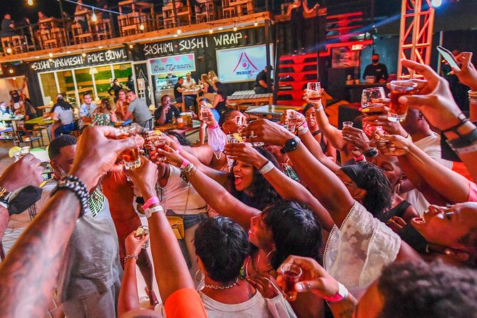 Aruba Nightlife and Barhopping on Chogogo Party Bus - The Chogogo Party Bus at 8 p.m.