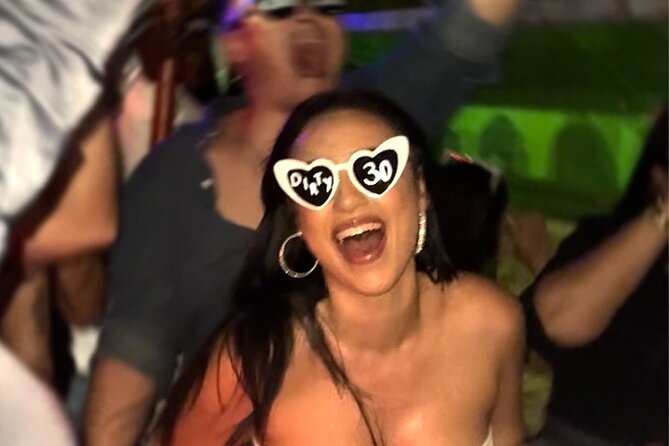 Aruba Nightlife Party Bus with Unlimited Drinks & DJ on Road Jam - Is $75 a Fair Price?