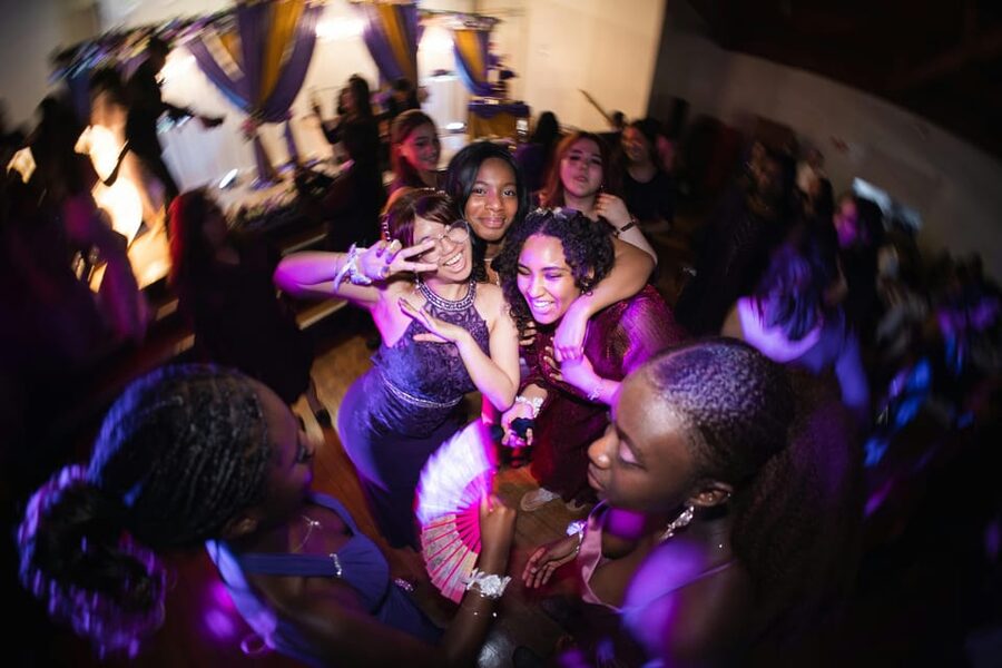 Athens Party Pub Crawl with Unlimited Drinks & Club Access - Safety, pace, and keeping control