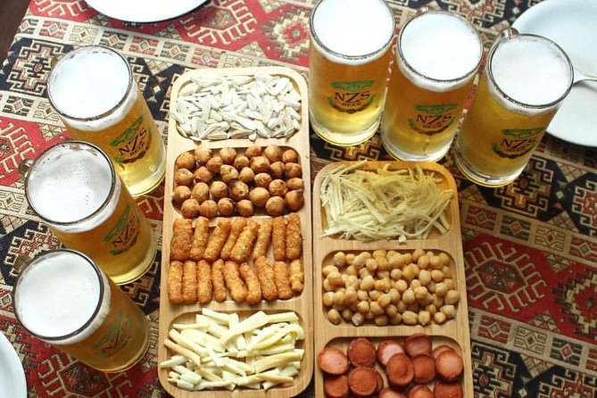 Baku Pub Experience ( All inclusive ) - Live Music and the Changing Feel of the Evening