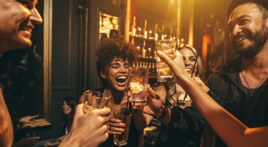 Bamberg: Bar & Club Tour with free Shots & VIP entry - Starting in Bamberg with the right expectations
