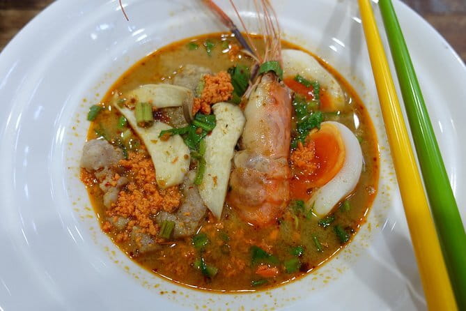 Bangkok After Dark: Pub Crawl Adventure - Who will enjoy this night most