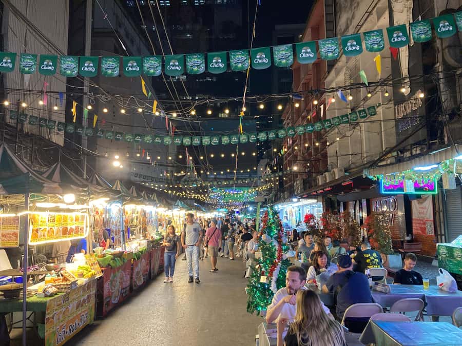 Bangkok Bar Hopping Tour in Siam - Chidlom starts the evening among Bangkok’s bright lights
