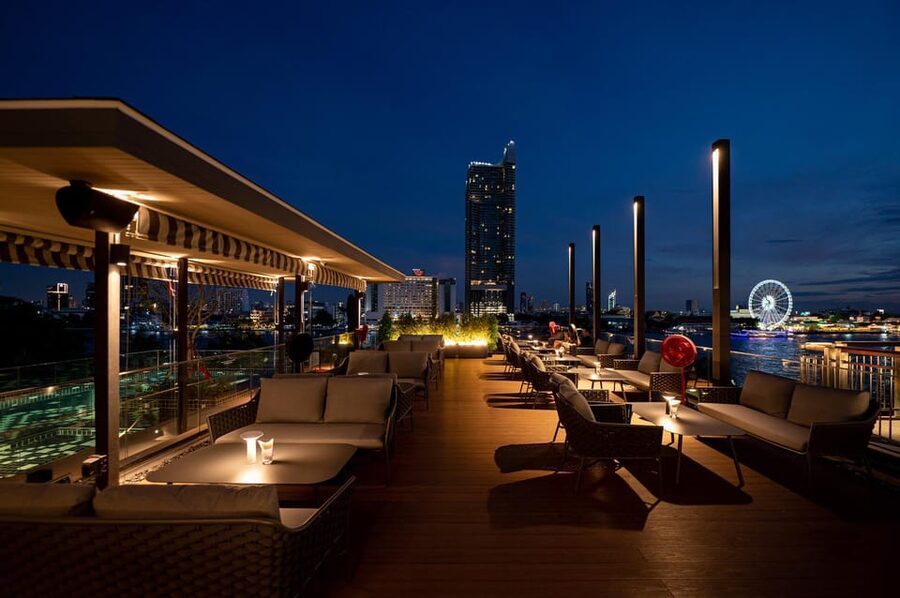 Bangkok: Dark Waters Rooftop Bar at Ten Six Hundred - Craft cocktails and gourmet tapas in a short visit