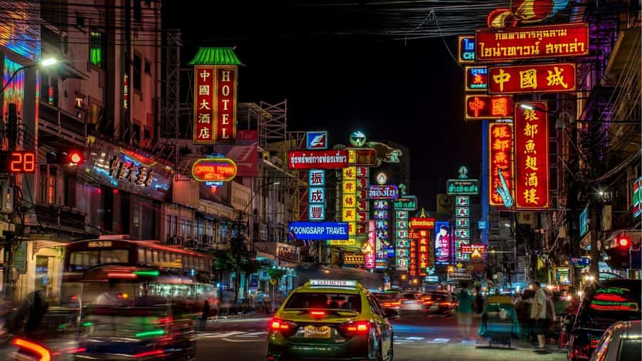 Bangkok: Lebua Sky Bar & China Town Street Food by Tuk Tuk - One hour above Bangkok at Lebua Sky Bar