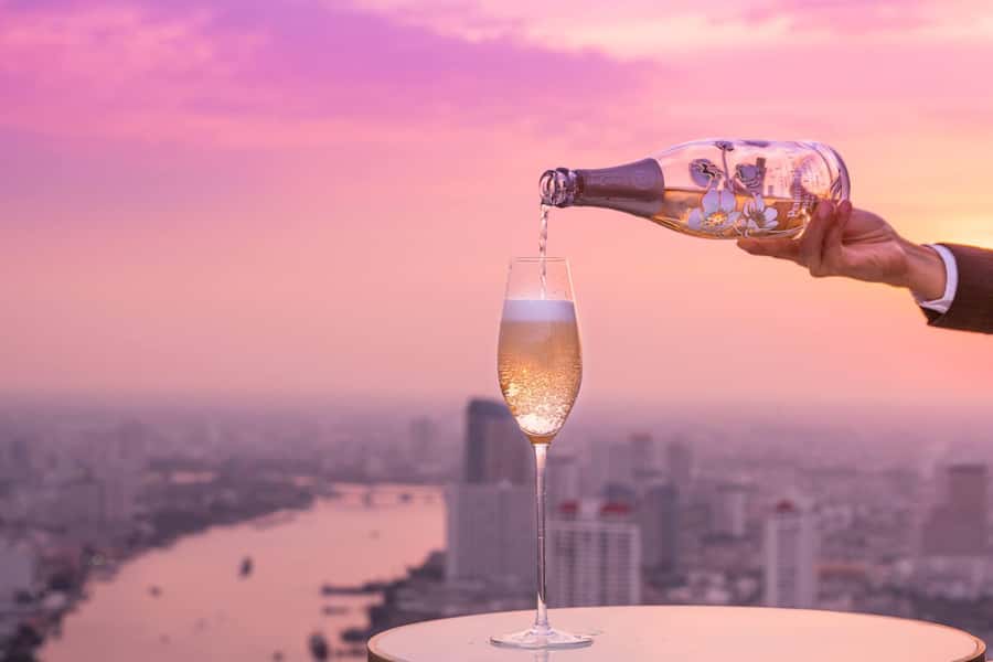 Bangkok: Lebua Sky Bar & China Town Street Food by Tuk Tuk - Bangkok by tuk tuk after dark
