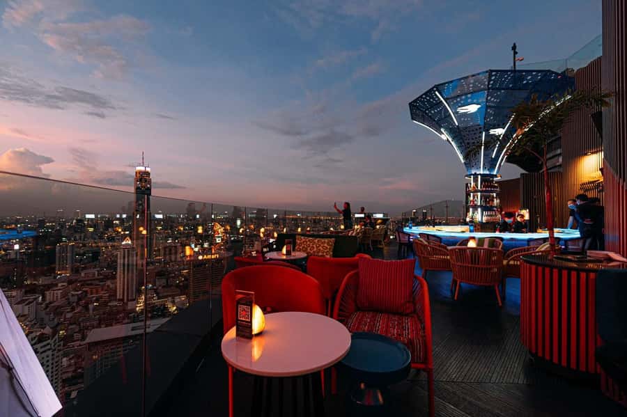 Bangkok: Red Sky 57th Floor COCOA XO Bar - A polished setting for dates and proposals