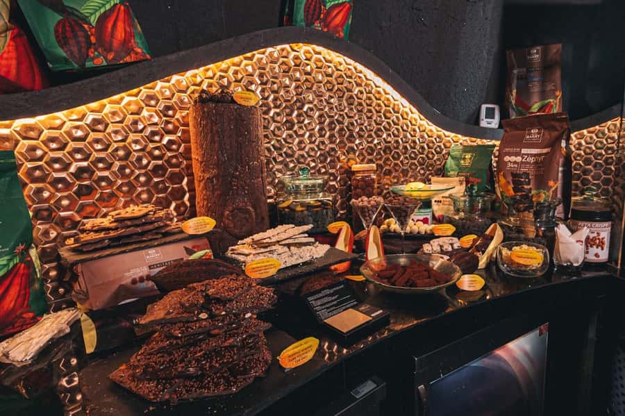 Bangkok: Red Sky 57th Floor COCOA XO Bar - Who should book COCOA XO Bar