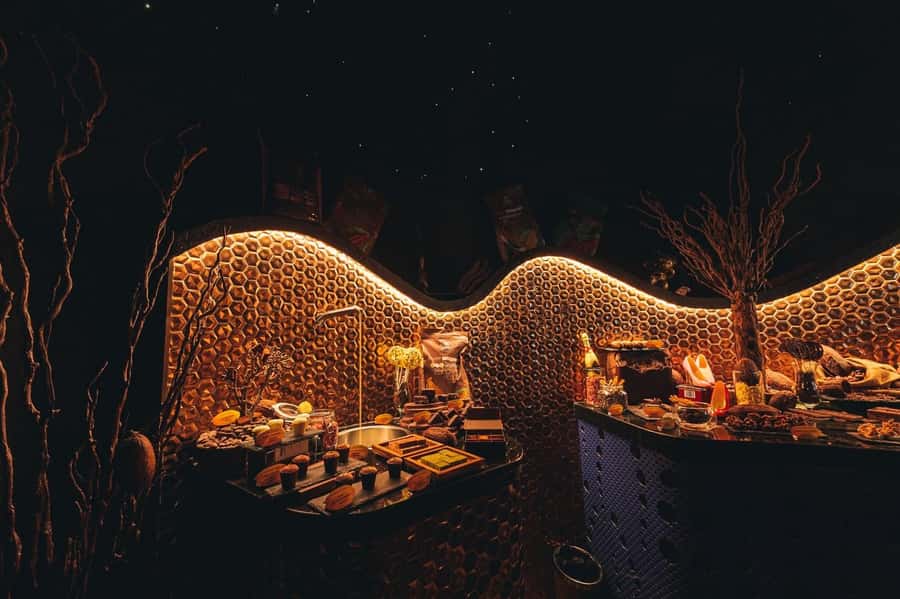 Bangkok: Red Sky 57th Floor COCOA XO Bar - What happens during the 90-minute visit