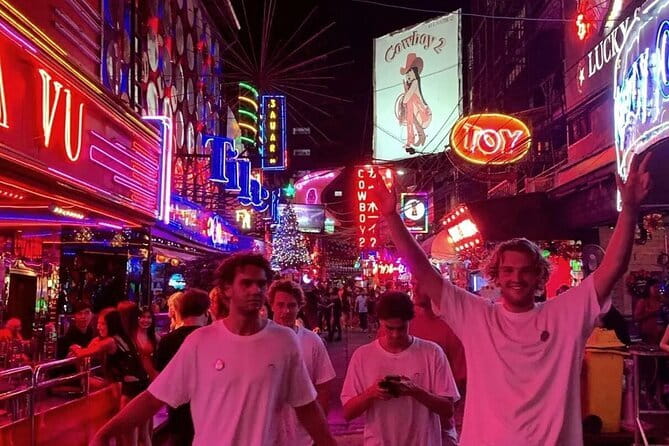 Bangkok: Rooftops, Clubs & Go Gos-Soi Cowboy, Nana Plaza, Soi 11 - A guided route through Bangkok after dark