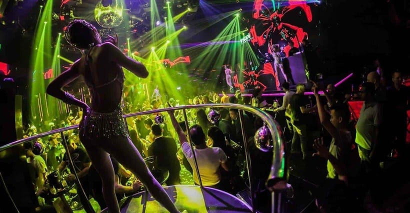 Bangkok: Soi Cowboy, Nana, Soi 11, Rooftops, Clubs & Go Go’s - Aces Nightclub and Levels Club