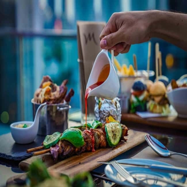 Bangkok: The Vue Bar Rooftop at Mercure Bangkok Sukhumvit 24 - The food is better suited to sharing than grazing