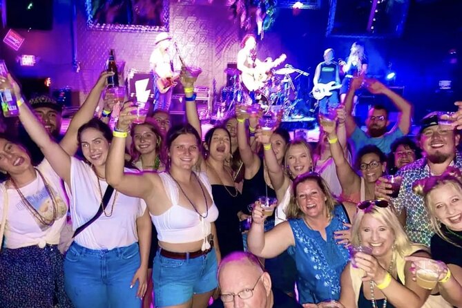 Bar Crawl Benidorm: 4 Venues 1 Night Including Karaoke & Drinks - Insomnia: the late-night finale
