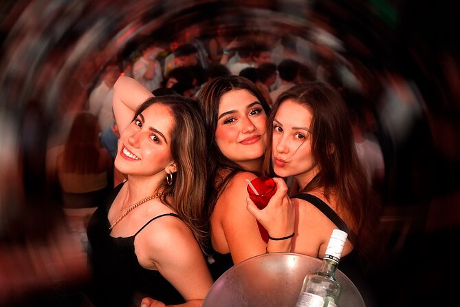 Bar Crawl Madness Tour in Cancun - Safety, hosts, and the late-night reality