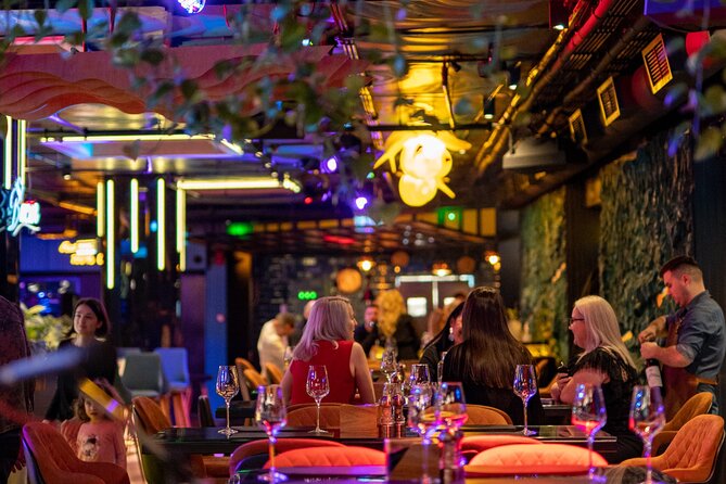 Bar Crawling - Rooftop hour at naive
