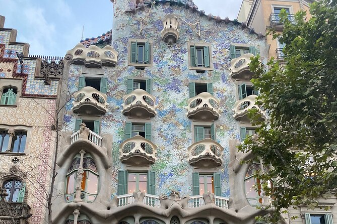 Barcelona: Bar Crawl at Gaixample - A Small Group Makes a Big Difference