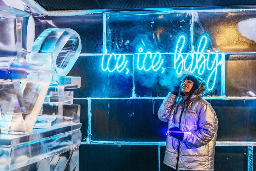 Barcelona: Icebar experience, located at the beach !! - How cold is it really?
