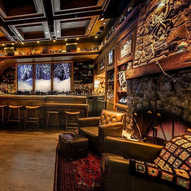 Bars Unknown: The Las Vegas Strip Bar Crawl - Who will get the most from the $49 price