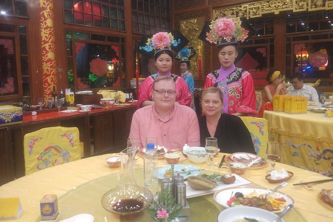 Beijing Imperial Dining Experience at Bai Jia Da Yuan Restaurant with Houhai Lake Bar Tour - What dinner and the performances are really like