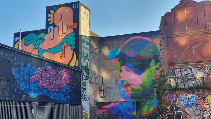 Belfast : Pub Music , Street Art Experience Walking Tour - Key points at a glance