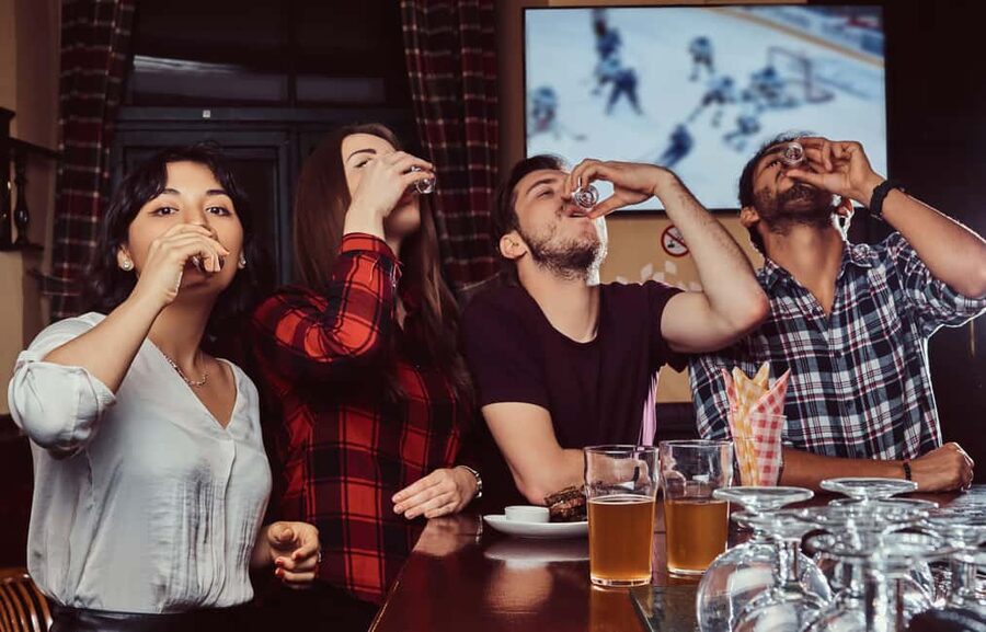 Berlin: Pub Crawl & Party with Free Shots & VIP Club Access - Key points to know before booking