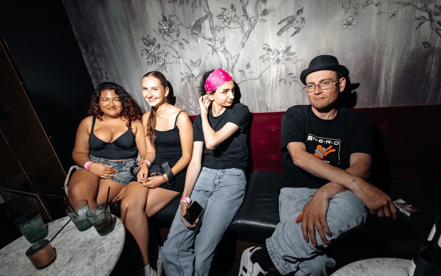 Berlin: Pub Crawl with Shots and VIP Club Entry - What the six-hour schedule means for you