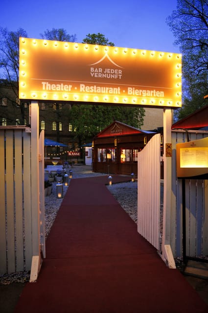 Berlin: Ticket for Bar Jeder Vernunft - Theater & Restaurant - Practical tips for a smoother night