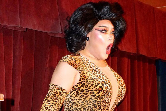 Best of NYC Drag - Drag Bar Crawl with Drink - What happens during the first two hours