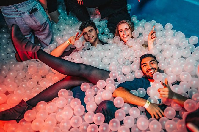 Big Night Out Pub Crawl - Who should book it?