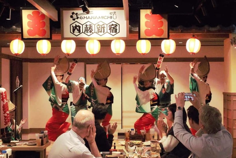 Bon Dance IZAKAYA in Shinjuku, Tokyo - Who will enjoy this most